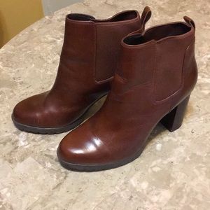 Clarks Brown heeled leather boots